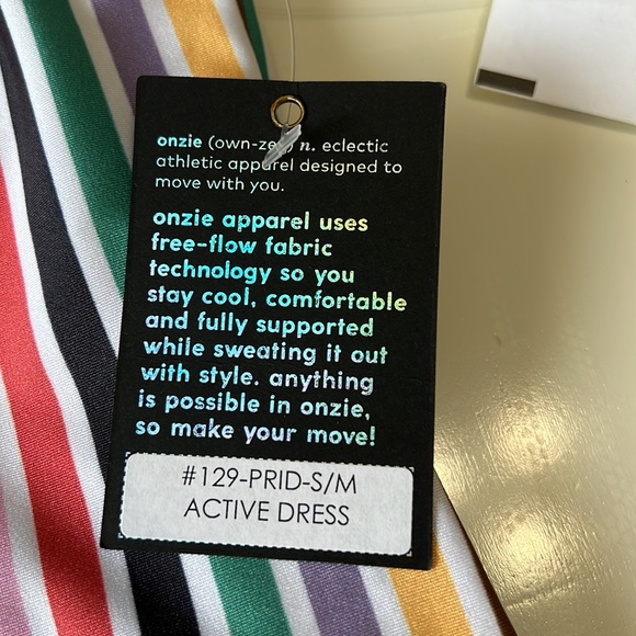 NWT Onzie Active Dress Multi Color Stripes Built in Shorts Size S/M - Picture 6 of 12